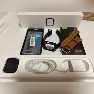 Apple Smartwatch with Bands. Series 4, iWatch space gray 44mm